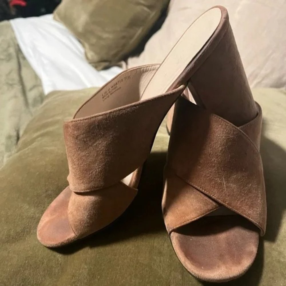 Cole Hahn tan suede mule heels sz 7.5